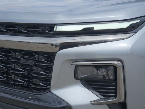 New 2026 Chevrolet Traverse Z71 w/ Enhanced Driving Package AWD/4WD image 5