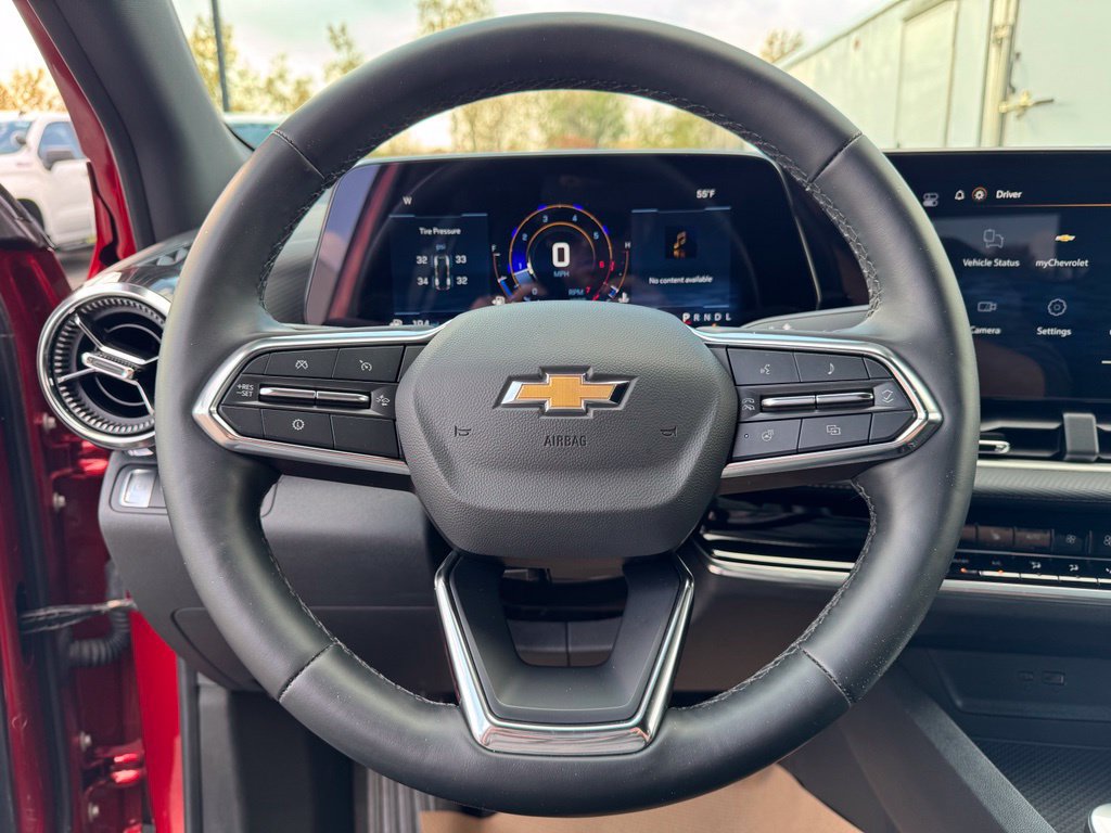 Used 2026 Chevrolet Equinox LT w/ Convenience Package II FWD image 12