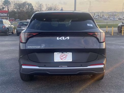 New 2026 Kia Sportage EX image 4