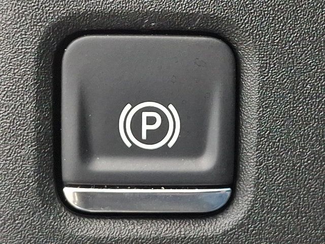 Used 2024 Chevrolet Silverado 1500 LTZ w/ Technology Package AWD/4WD image 25
