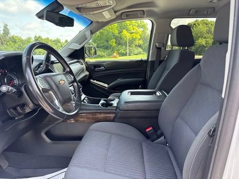 Used 2019 Chevrolet Tahoe LS AWD/4WD image 16
