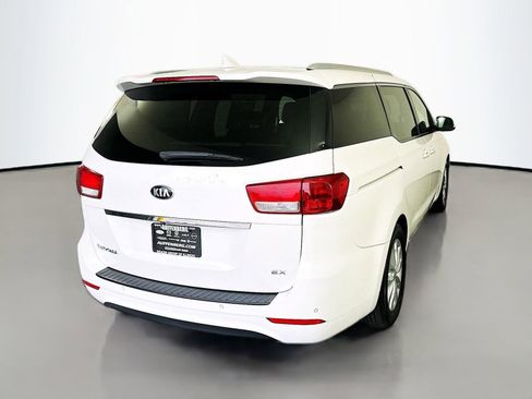 Used 2016 Kia Sedona EX FWD image 7