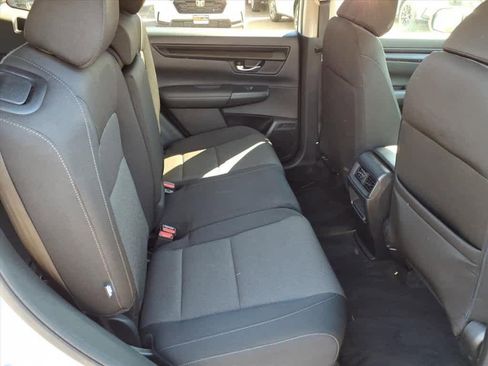 Used 2023 Honda CR-V EX image 12
