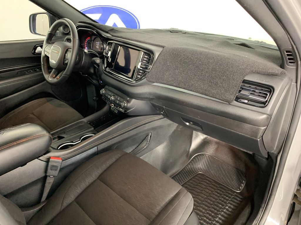 Used 2023 Dodge Durango AWD image 40