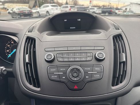 Used 2019 Ford Escape S image 31