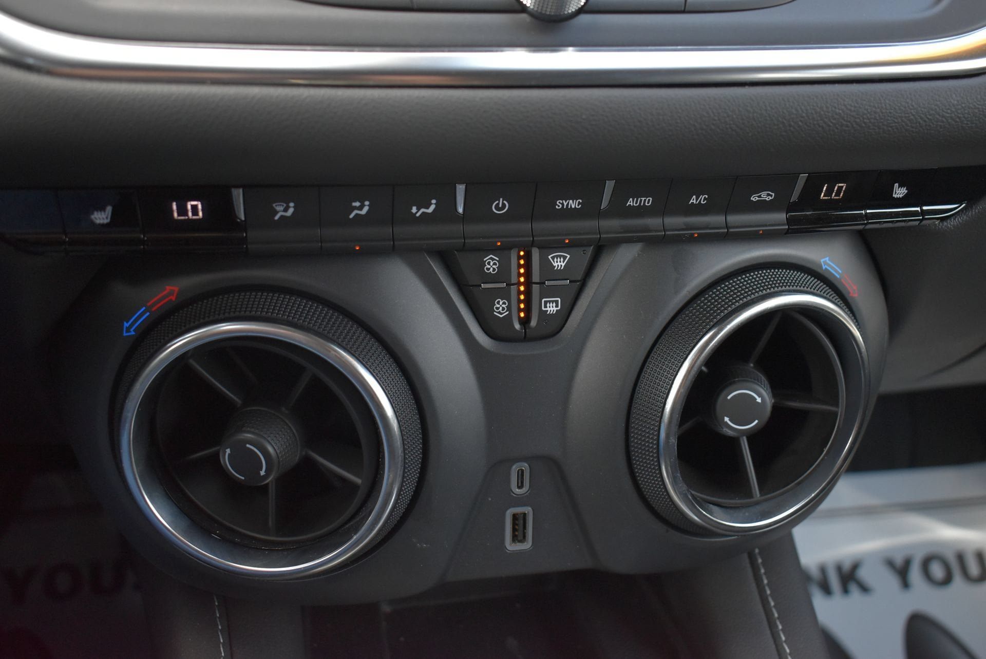 Used 2024 Chevrolet Blazer LT w/ Convenience Package FWD image 28