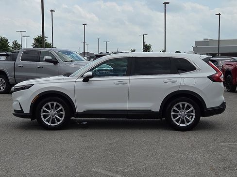 Used 2024 Honda CR-V EX image 3