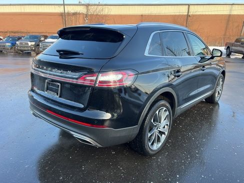 Used 2023 Lincoln Nautilus Reserve image 5