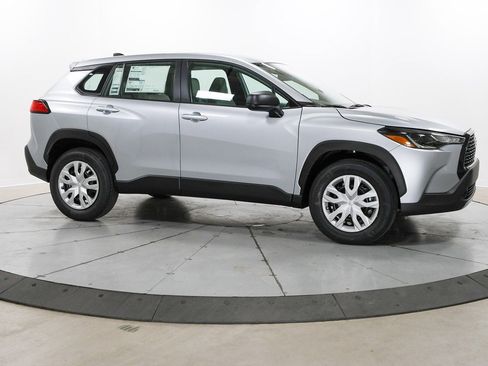 New 2025 Toyota Corolla Cross L image 5