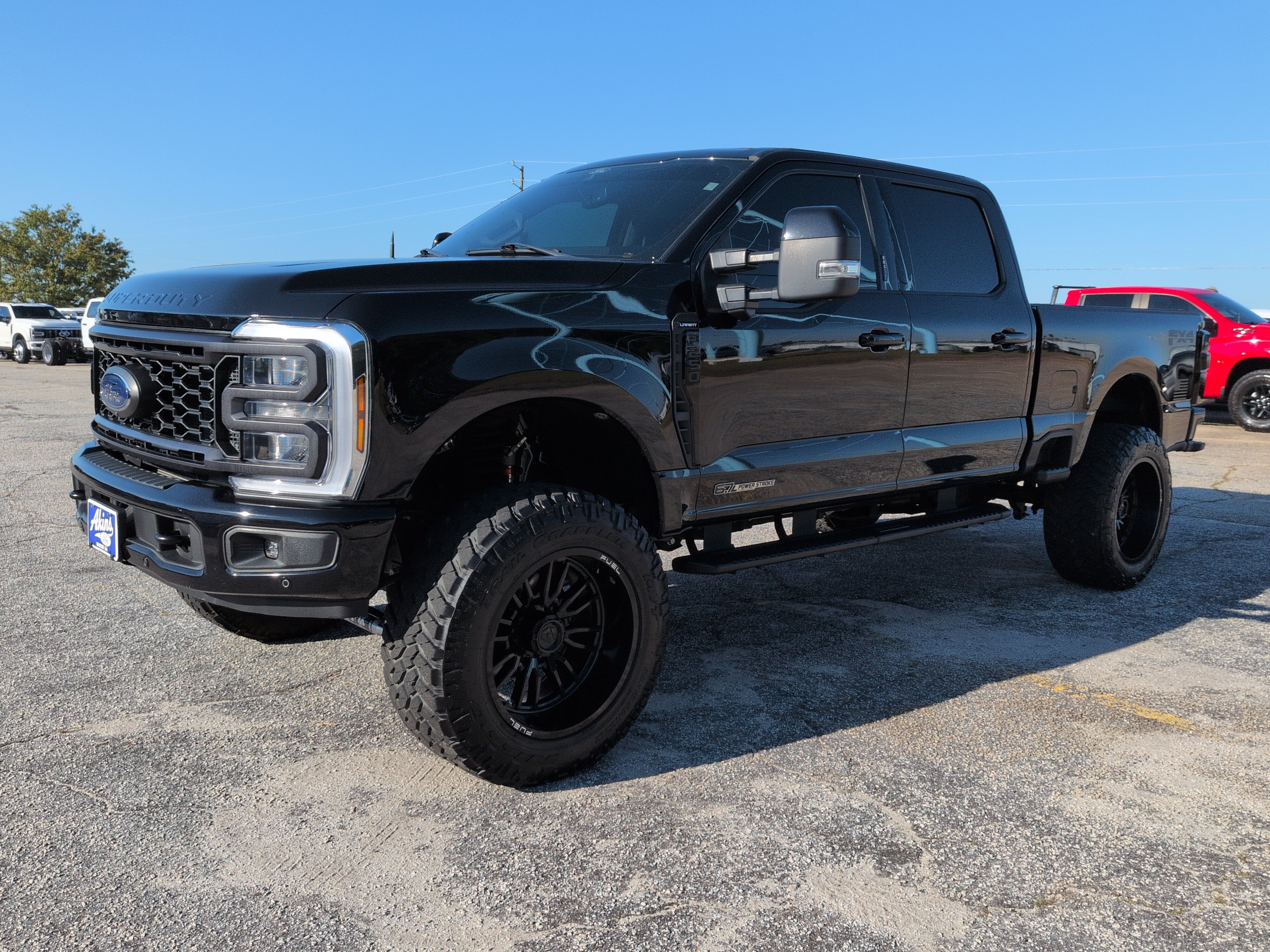 Used 2024 Ford F250 Lariat w/ Lariat Ultimate Package AWD/4WD image 6