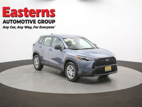 Used 2025 Toyota Corolla Cross L FWD image 42
