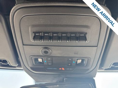 Used 2024 Ford Bronco Wildtrak AWD/4WD image 30