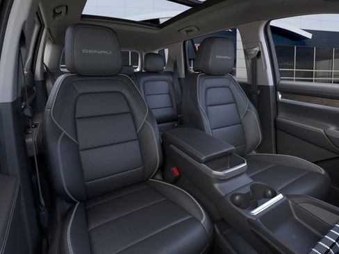 New 2026 GMC Terrain Denali w/ LPO, Floor Liner Package image 16