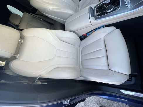 Used 2022 BMW X5 sDrive40i w/ M Sport Package image 26