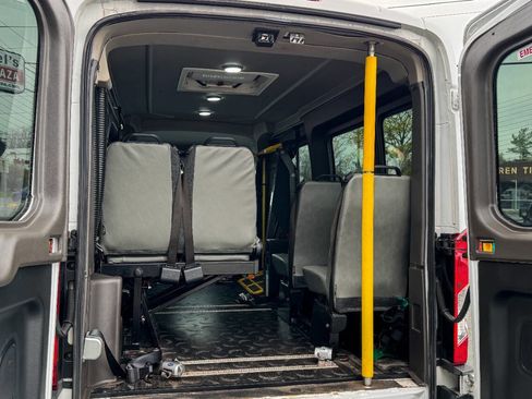 Used 2016 Ford Transit 250 148 Medium Roof RWD image 32