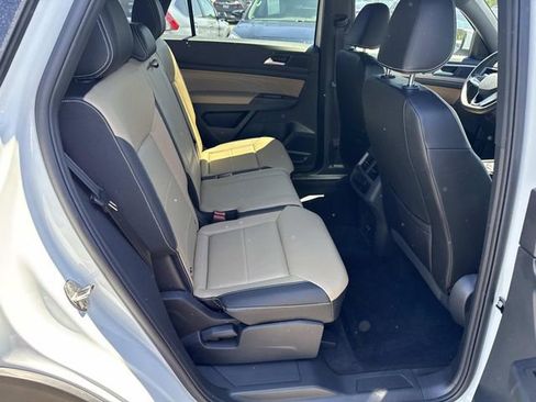 Used 2022 Volkswagen Atlas Cross Sport SE AWD/4WD image 11