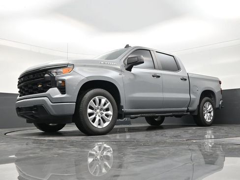 Used 2024 Chevrolet Silverado 1500 Custom RWD image 20