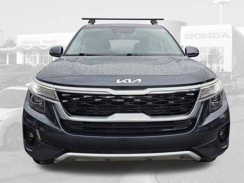 Used 2023 Kia Seltos S w/ Navigation Package FWD image 18