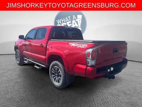 Used 2022 Toyota Tacoma TRD Sport image 6