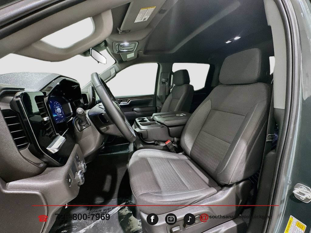 Certified 2025 Chevrolet Silverado 1500 LT RWD image 23