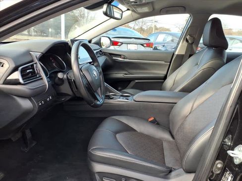 Used 2023 Toyota Camry XSE image 10