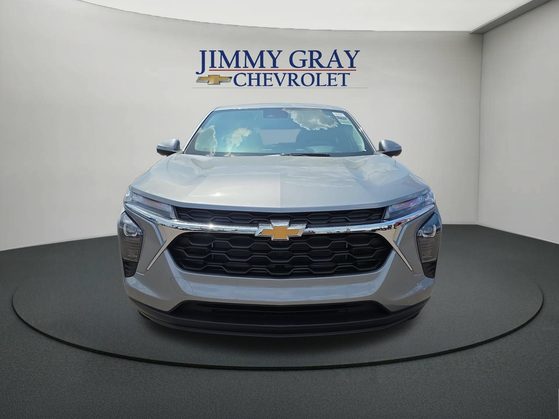 New 2026 Chevrolet Trax LS w/ LS Convenience Package FWD image 8