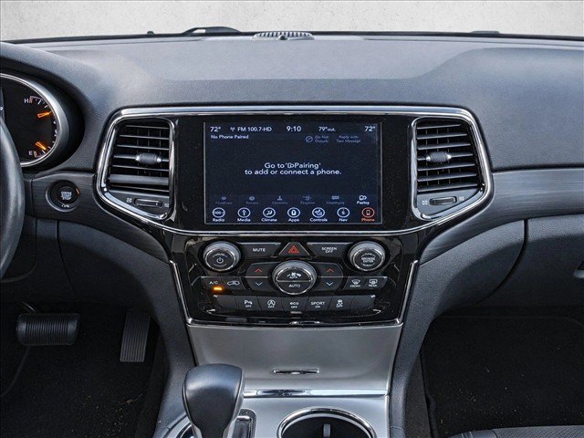 Used 2019 Jeep Grand Cherokee Altitude RWD image 25
