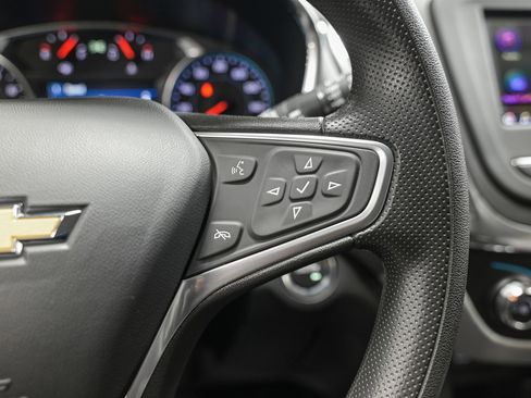 Used 2023 Chevrolet Equinox LS w/ LS Convenience Package image 22