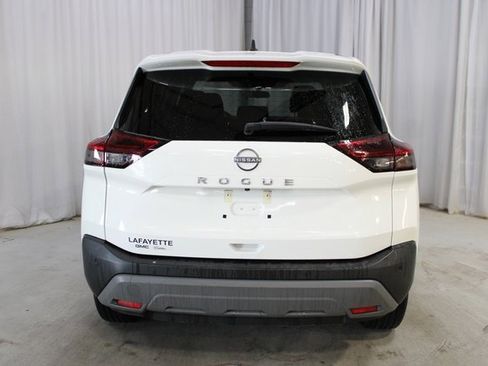 Used 2023 Nissan Rogue S image 5