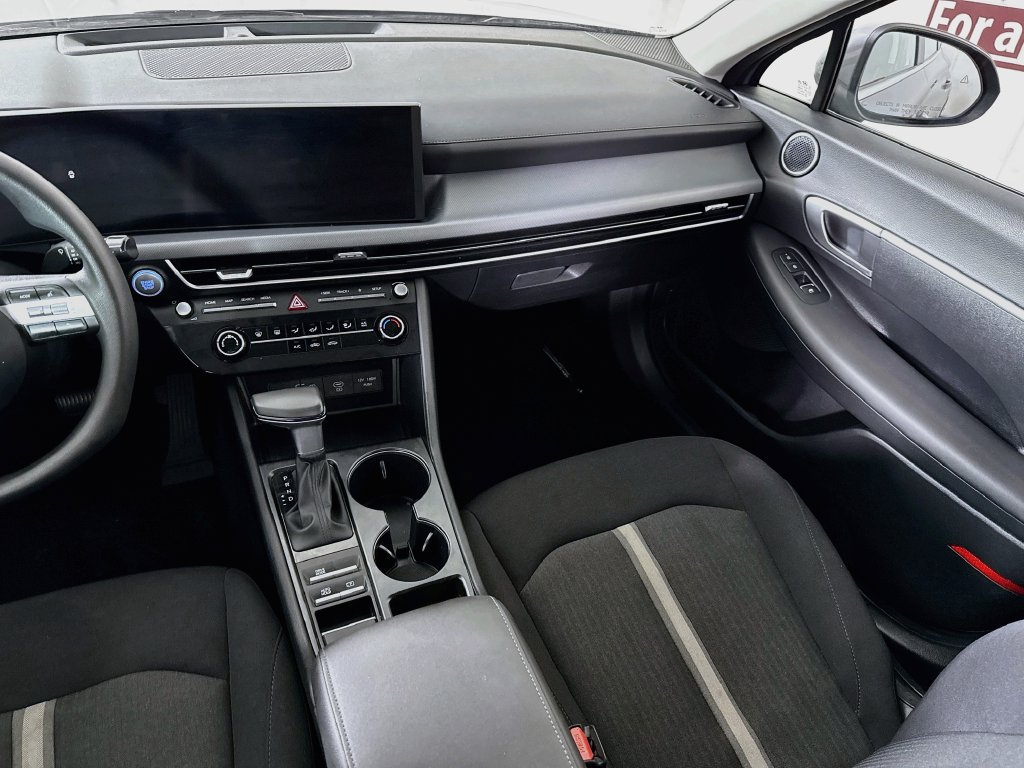 Certified 2025 Hyundai Sonata SE FWD image 25