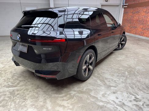 New 2026 BMW iX xDrive60 w/ Premium Package image 5