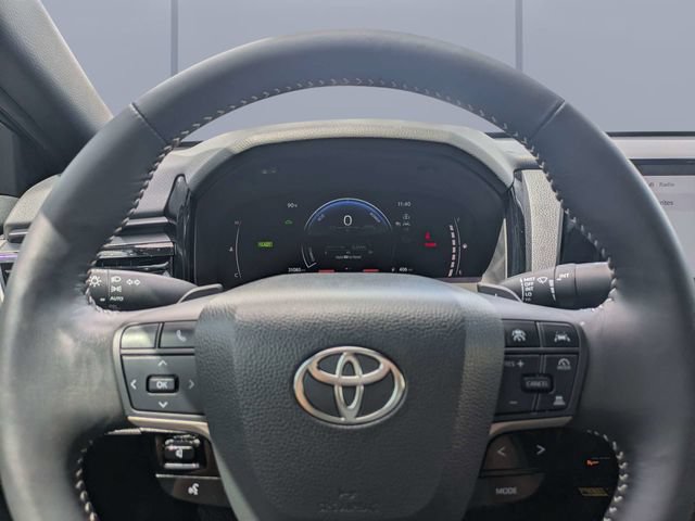 Used 2026 Toyota Camry SE w/ Multimedia Upgrade Package FWD image 31
