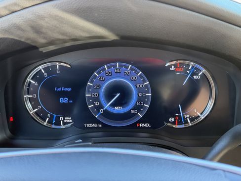 Used 2020 Cadillac Escalade Premium Luxury image 62