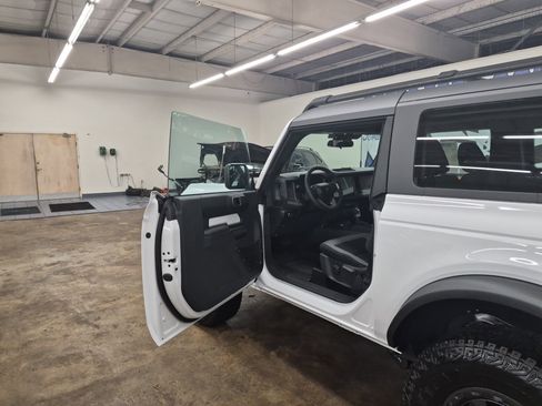 New 2025 Ford Bronco 2-Door w/ Sasquatch Package image 9