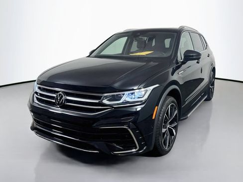 Used 2024 Volkswagen Tiguan SEL R-Line AWD/4WD image 5