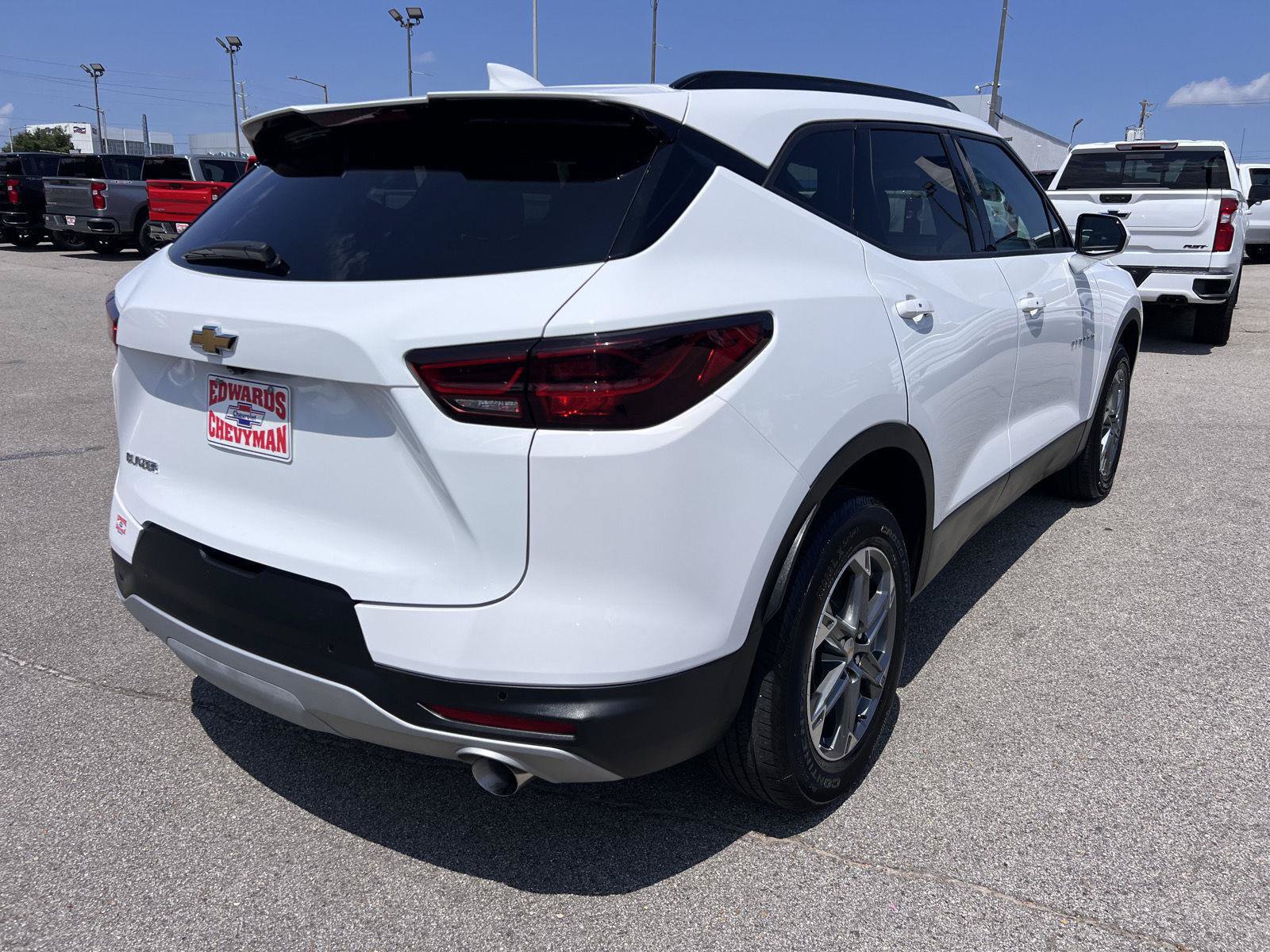 Used 2024 Chevrolet Blazer LT w/ Convenience Package FWD image 33