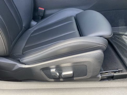 Used 2023 BMW 430i Coupe w/ M Sport Package RWD image 33
