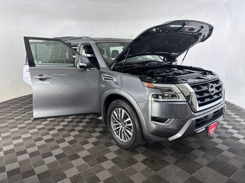 Used 2021 Nissan Armada SL w/ Captain's Chairs Package RWD image 12
