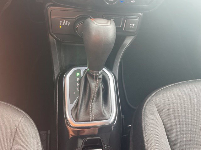 Used 2021 Jeep Renegade Latitude AWD/4WD image 44