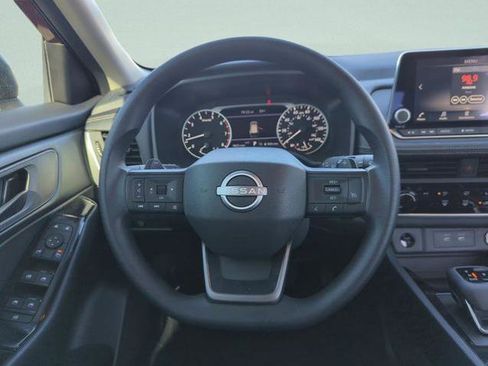 Certified 2025 Nissan Rogue S image 14