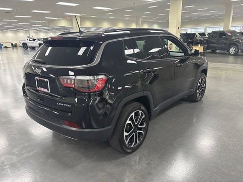 Used 2023 Jeep Compass Limited w/ Sun and Sound Group AWD/4WD image 7