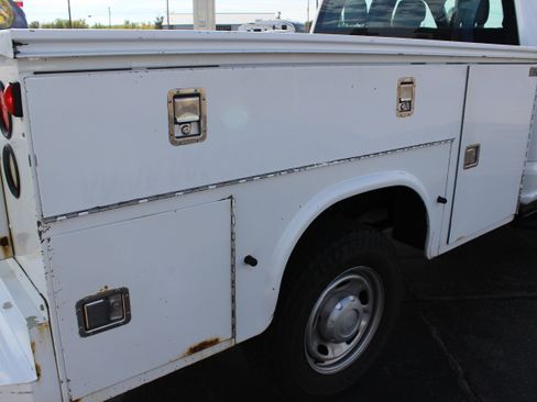 Used 2019 Ford F350 XL w/ Power Equipment Group image 5