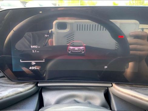 Used 2025 Audi Q5 Premium w/ Convenience Package AWD/4WD image 23