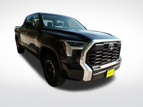 Used 2024 Toyota Tundra SR5 w/ TRD Off-Road Package AWD/4WD image 9