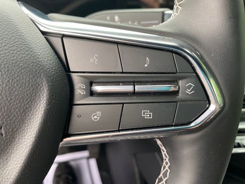New 2026 Chevrolet Traverse LT w/ Driver Confidence Package FWD image 27