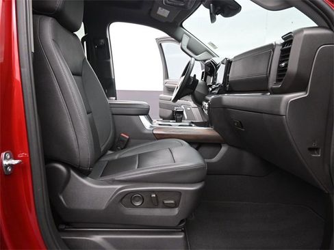 Used 2023 GMC Sierra 1500 SLT w/ SLT Premium Package image 14