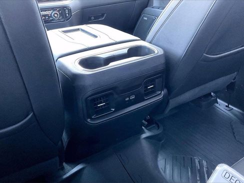 Used 2022 Chevrolet Silverado 1500 LT Trail Boss w/ Convenience Package II image 34