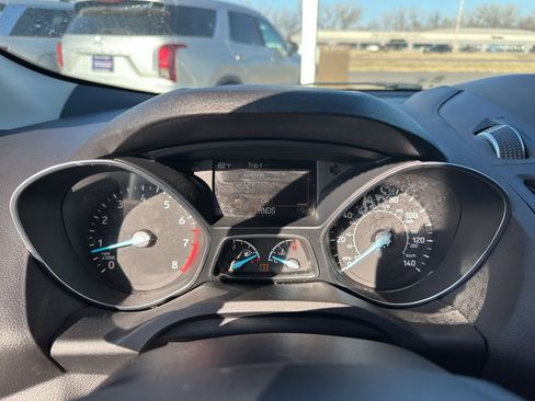 Used 2017 Ford Escape SE w/ Equipment Group 201A image 17