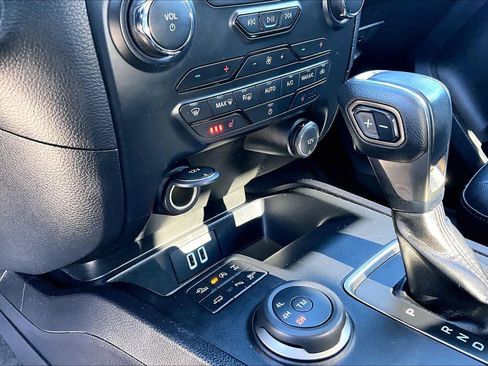 Used 2019 Ford Ranger Lariat w/ Equipment Group 501A Mid image 34