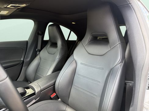 Used 2020 Mercedes-Benz CLA 250 image 18